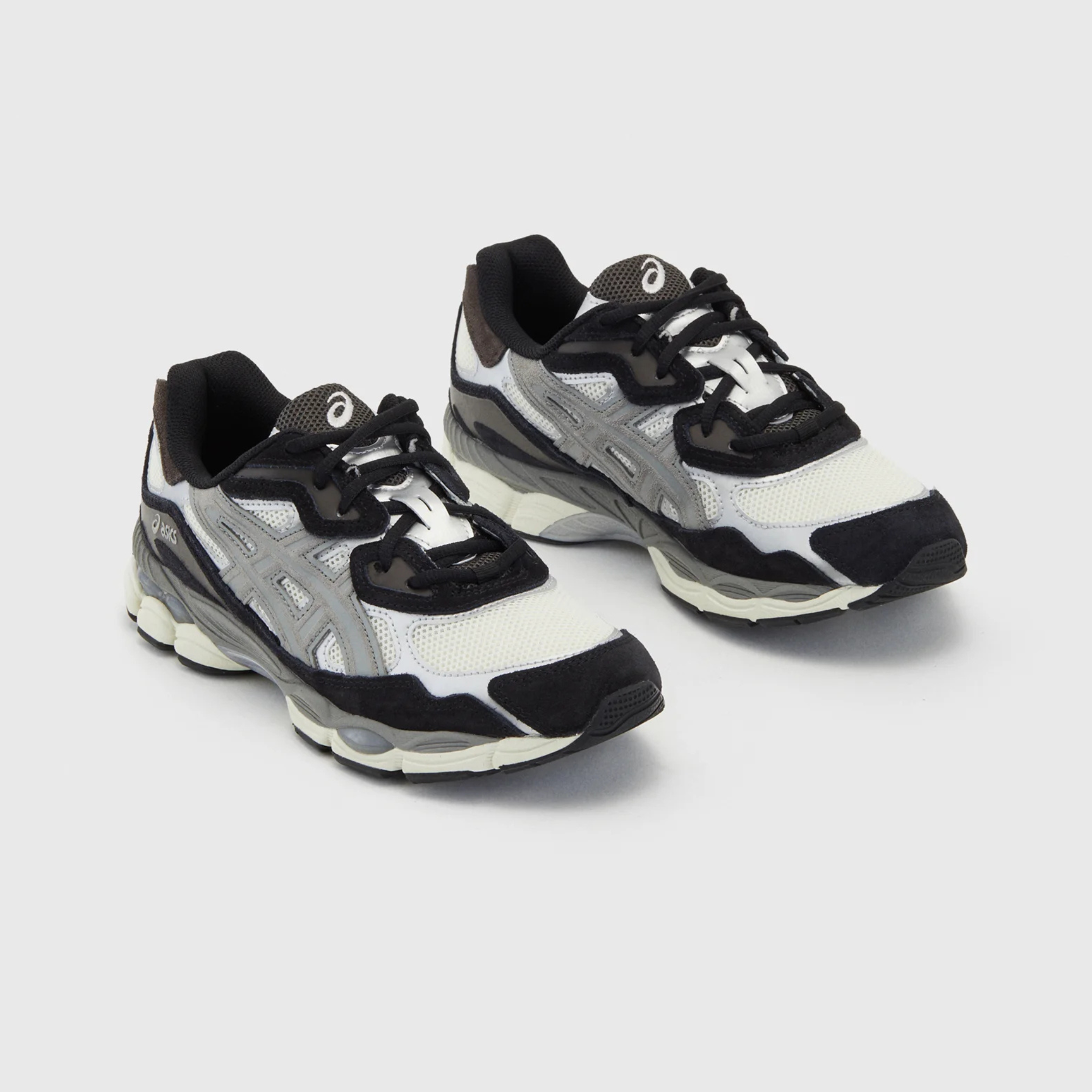 Zamgo Aces Runner Sneaker